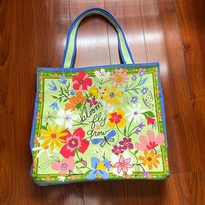 Brighton in The Garden Tote